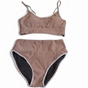 NWOT From Amazon Light Brown Ribbed 2 Piece With White Trim Size M